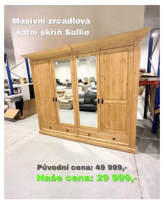 Masivní zrcadlová šatní skříň Sallie 😊 Materiál: masiv borovice, sklo, kov Rozměry: 254 x 215 x 62 Původní cena: 49 999,-...